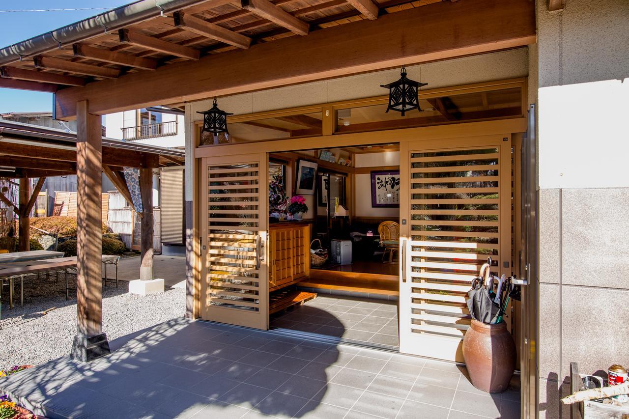 פוג'יקאוואגוצ'יקו Resort Inn Fushimi Mt Fuji מראה חיצוני תמונה