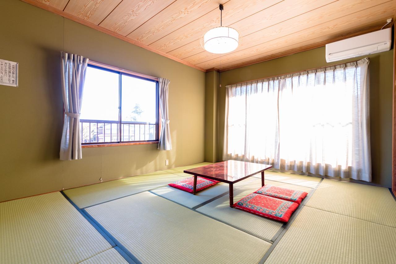 פוג'יקאוואגוצ'יקו Resort Inn Fushimi Mt Fuji מראה חיצוני תמונה
