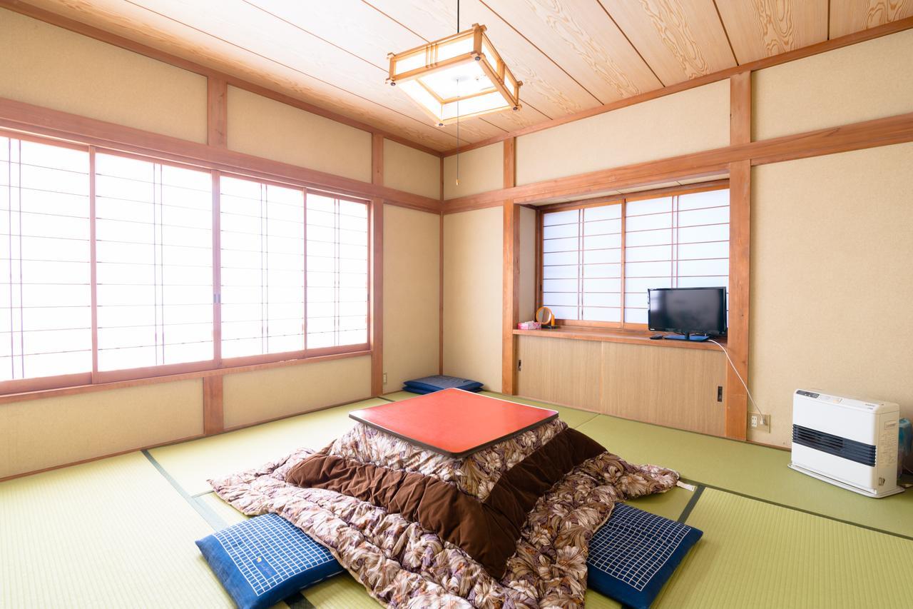 פוג'יקאוואגוצ'יקו Resort Inn Fushimi Mt Fuji מראה חיצוני תמונה